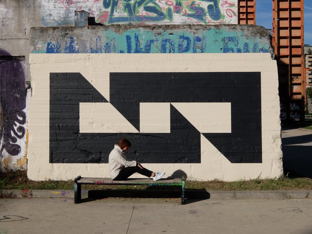 Essay: CT in Italien: Minimal graffiti art in situ